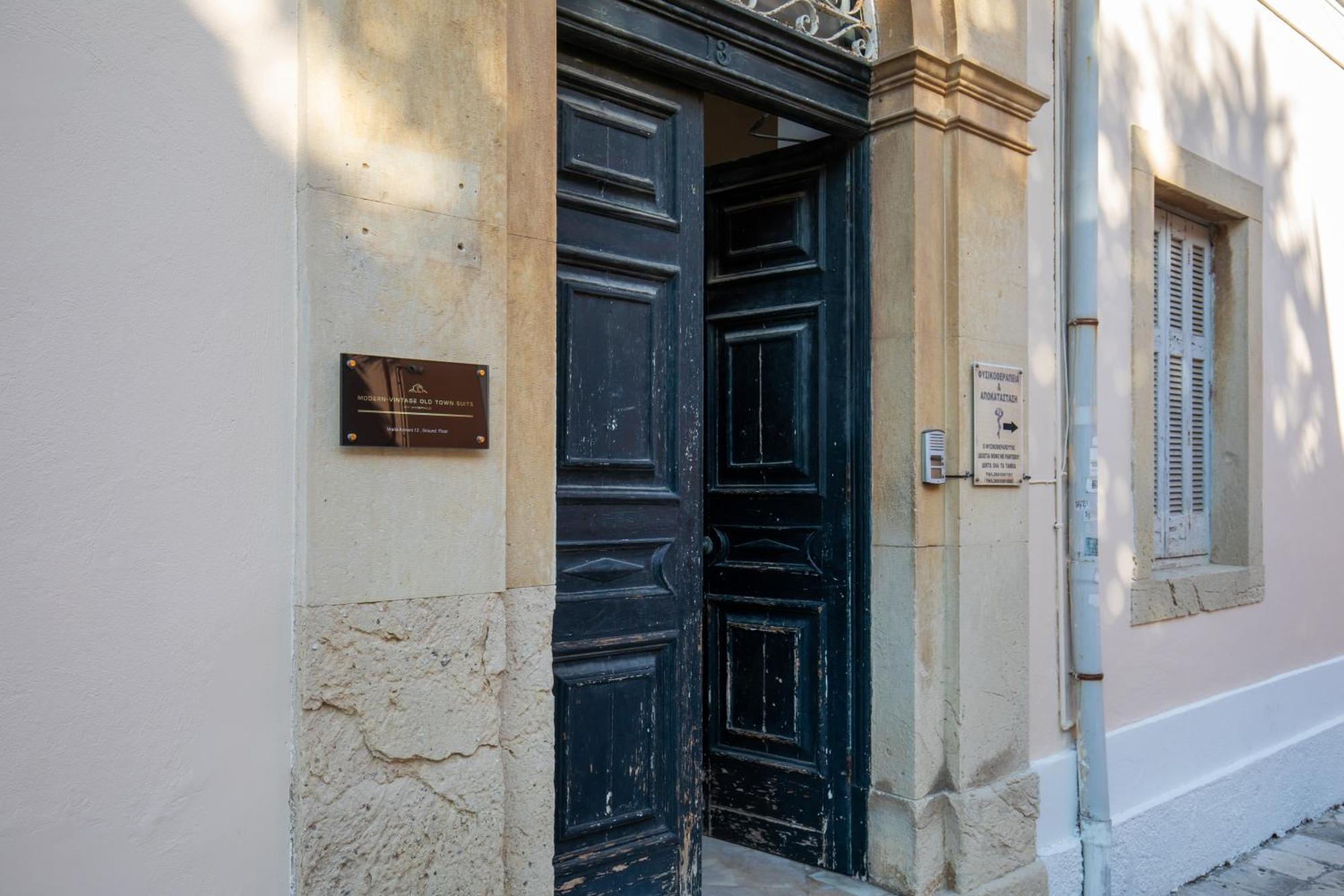 Modern-Vintage Old Town Suites Corfu (city) Exterior foto